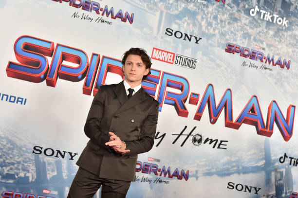LOS ANGELES, CALIFORNIA - DECEMBER 13: Tom Holland attends Sony Pictures Spider-Man: No Way Home Los Angeles Premiere on December 13, 2021 in Los Angeles, California. (Photo by Axelle/Bauer-Griffin/FilmMagic)